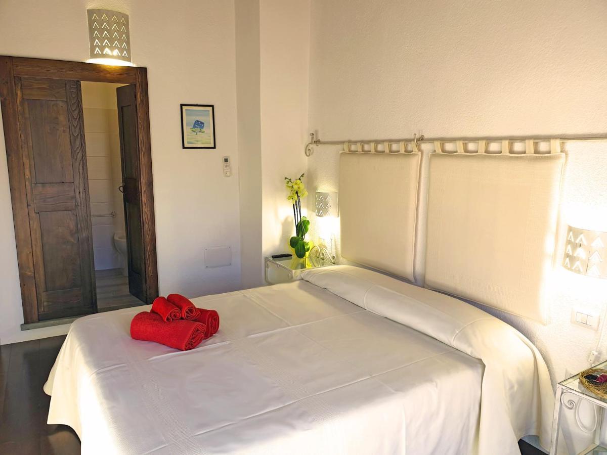 The Templars Guesthouse Santu Lussurgiu Eksteriør billede